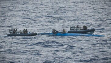 uk-navy-intercepts-‘narco-sub’-in-caribbean-carrying-$209m-worth-of-cocaine