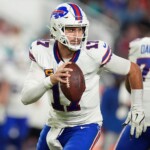 bills-blow-out-dolphins-as-tua-tagovailoa-is-concussed-in-damar-hamlin-collision