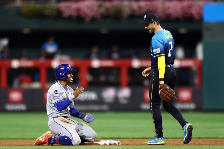 francisco-lindor-removed-early-with-lower-back-soreness-in-potential-mets-scare