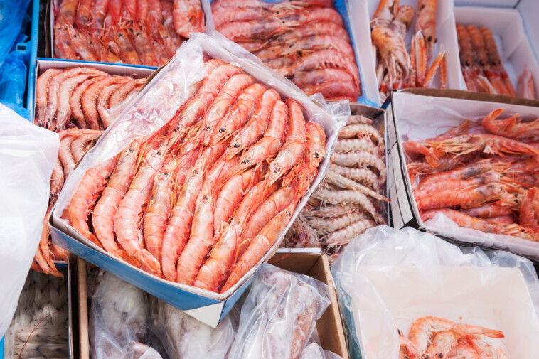 shrimp-scammed-pi:-nj-thieves-steal-tractor-trailer-loaded-with-$300k-in-frozen-seafood