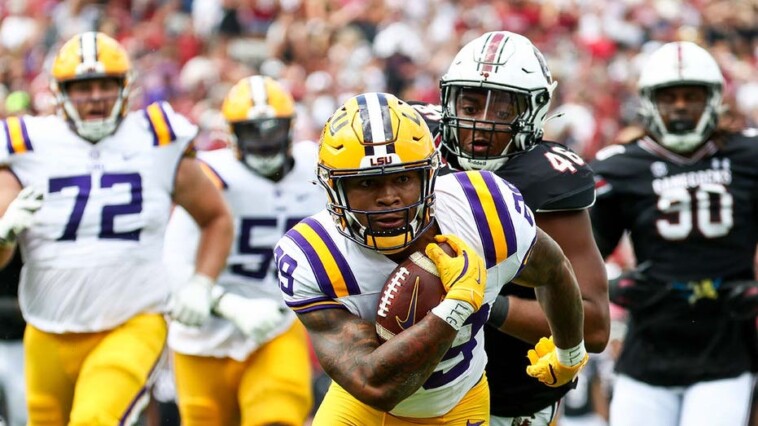 lsu-narrowly-avoids-upset-when-south-carolina-misses-last-second-field-goal