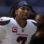 bears-vs-texans-sunday-night-football-live-updates:-cj.-stroud,-caleb-williams-face-off-in-matchup-of-young-star-qbs