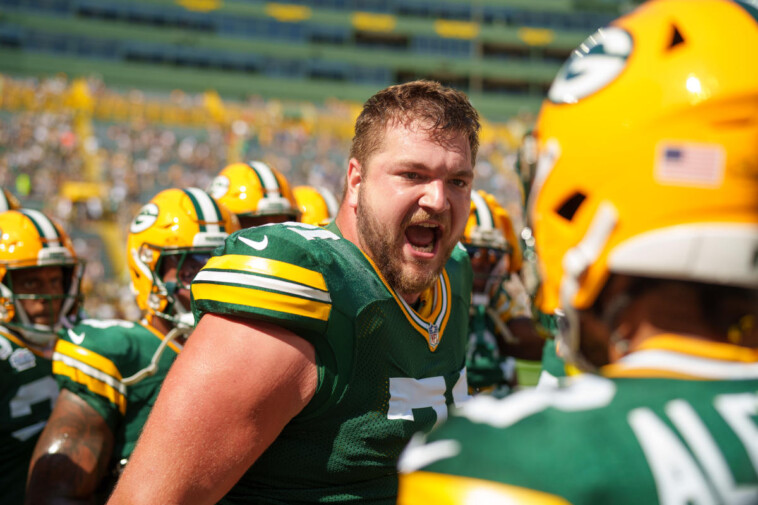 yuck!-packers-c-josh-myers-vomited-on-ball-during-2nd-quarter-play