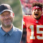 tony-romo-bizarrely-lauds-patrick-mahomes-for-bad-throw:-‘winning-play’