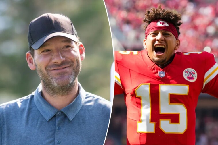 tony-romo-bizarrely-lauds-patrick-mahomes-for-bad-throw:-‘winning-play’