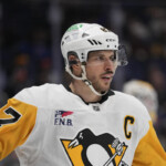 sidney-crosby-signs-two-year,-$17.4-million-extension-to-stay-with-the-pittsburgh-penguins