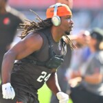 chiefs-bringing-kareem-hunt-in-for-visit-as-potential-reunion-looms-after-isiah-pacheco-injury