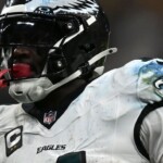 eagles’-brown-expects-to-be-out-‘couple-of-weeks’