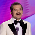 john-leguizamo-scolds-hollywood-for-casting-white-people-in-latino-roles,-says-latinos-will-decide-presidential-election