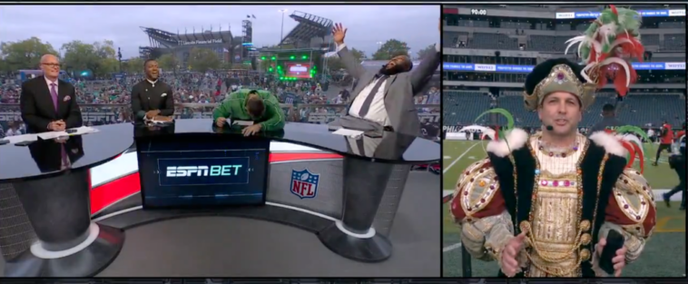 adam-schefter-delighted-jason-kelce-with-his-parade-getup-on-‘monday-night-countdown’