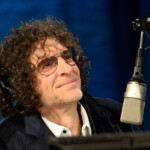 howard-stern-says-he-doesn’t-hate-trump,-but-the-people-who-vote-for-him