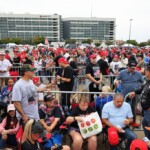 cops-shoot-down-bogus-report-of-explosives-found-near-trump’s-long-island-rally-site