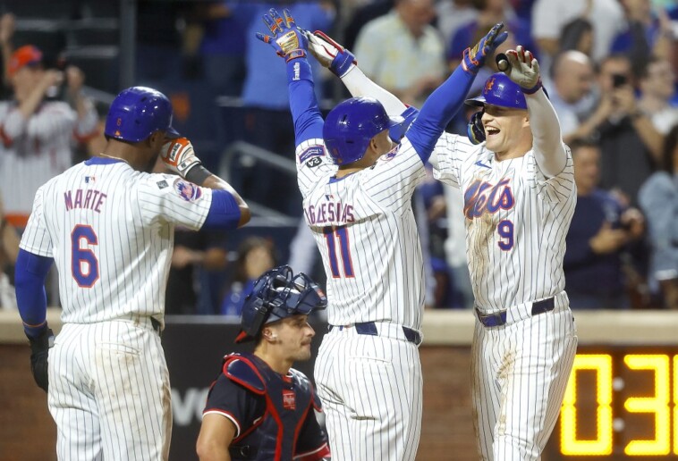 mets-destroy-nationals-with-huge-nine-run-inning-to-maintain-position-in-nl-wild-card-race