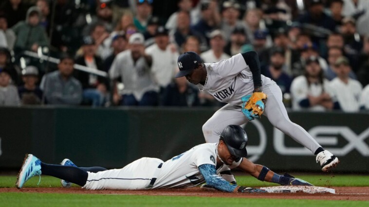 flying-bat,-j-rod’s-gaffe-on-bases-doom-m’s-rally