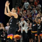 taurasi-soaks-in-tributes-amid-‘1-more-year’-chants