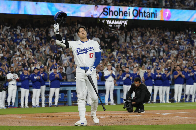 shohei-ohtani-receives-standing-ovation-after-reaching-50-50,-then-reaches-52-52