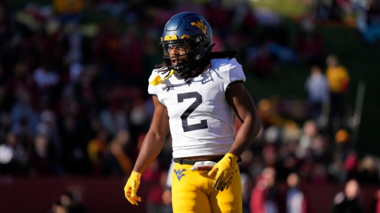 west-virginia’s-aubrey-burks-stretchered-off-field-in-scary-moment