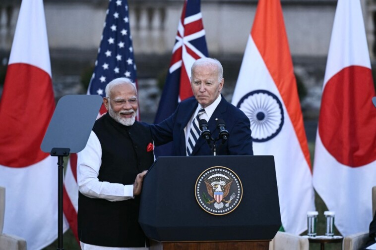 awkward-moment-biden-fumbles,-snaps-at-staffers-after-forgetting-he-was-supposed-to-introduce-indian-prime-minister-to-stage