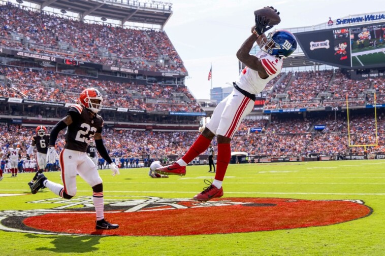 giants-avoid-another-catastrophe-with-desperately-needed-first-win-over-browns