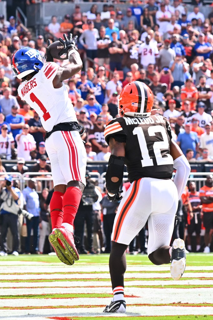 malik-nabers-dominates-in-first-half-with-two-touchdowns-as-giants-take-halftime-lead-over-browns