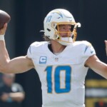 chargers’-justin-herbert-leaves-loss-to-steelers-early-after-reaggravating-ankle-injury