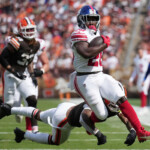 bad-beat:-giants’-devin-singletary-slides-down-at-1-yard-line-to-seal-game-when-over-would’ve-hit-with-td