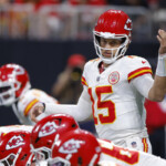 patrick-mahomes,-chiefs-‘haven’t-played-good’-—-and-they’re-still-undefeated-uh-oh.