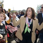 kamala-harris-chants-‘down-with-deportation’-in-resurfaced-video