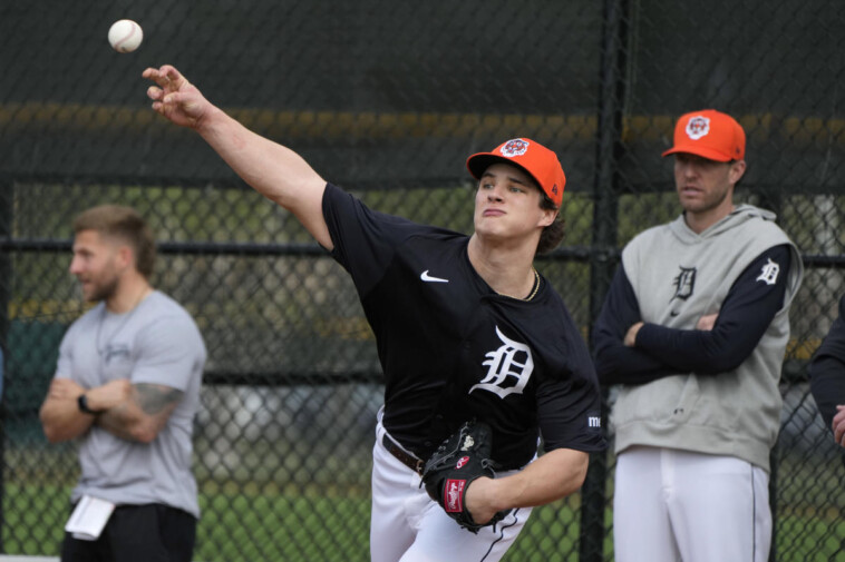 tigers-call-up-top-pitching-prospect-jackson-jobe-for-al-wild-card-playoff-push