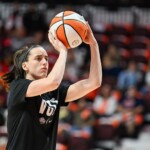 caitlin-clark’s-boyfriend-has-1-word-reaction-to-her-ap-wnba-rookie-of-the-year-win