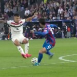 why-man-united’s-martinez-should-have-been-sent-off-for-horror-tackle-at-palace