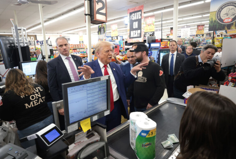 trump-buys-groceries-for-pennsylvania-mom,-promises-to-bring-prices-down