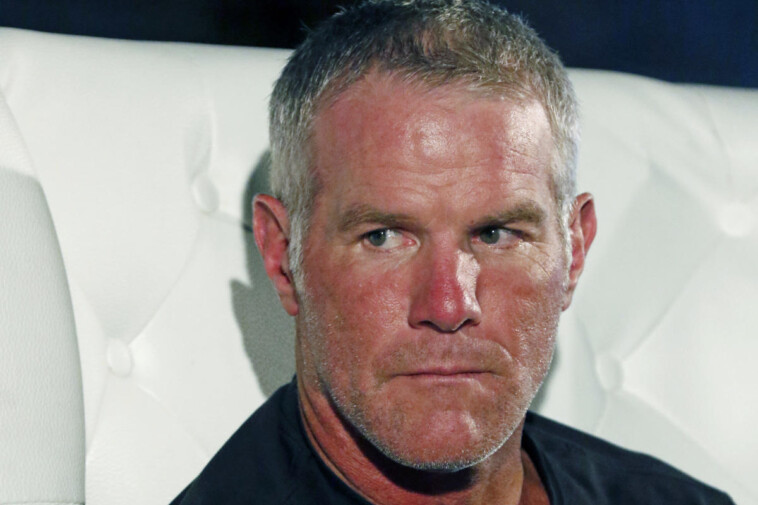 brett-favre-reveals-parkinson’s-diagnosis-during-congressional-hearing