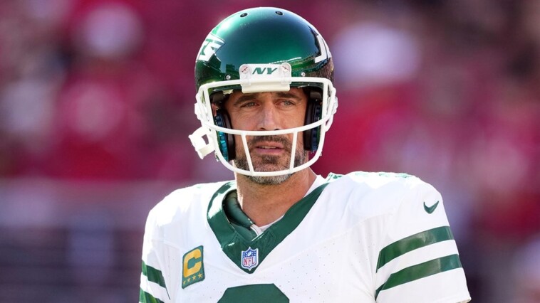 jets’-aaron-rodgers-on-why-it’s-‘important’-for-young-qbs-who-are-not-nfl-ready-to-sit