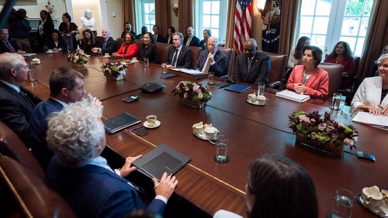 white-house-cabinet-officials-rally-around-biden-despite-backlash-over-his-wife-taking-control-of-meeting