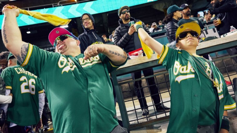 for-brokenhearted-fans,-you-can’t-spell-oakland-without-the-a’s