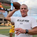 nfl-legend-brett-favre-announces-he-has-parkinson’s-disease