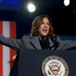 kamala-harris-campaign-refuses-to-provide-stance-on-migrant-flight-programs