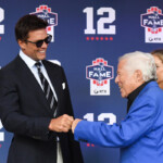 patriots-owner-robert-kraft-buys-signed-tom-brady-rookie-card-at-auction-while-sitting-with-tom-brady