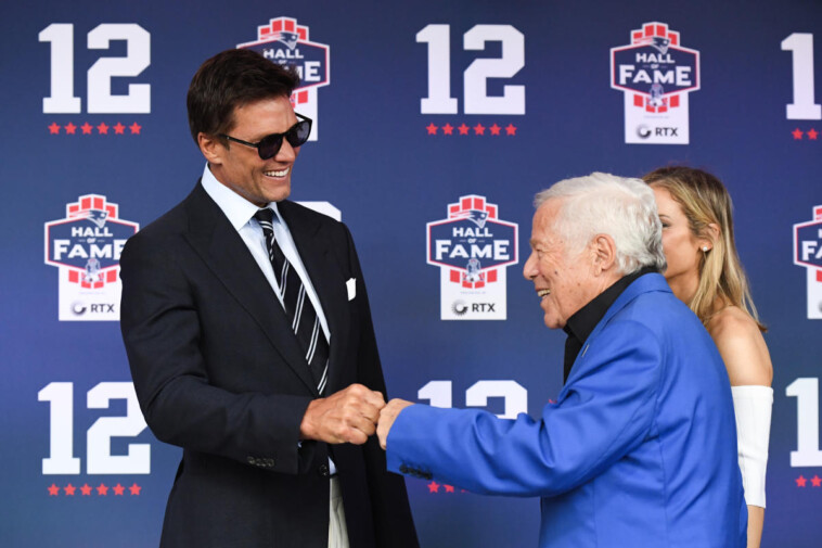 patriots-owner-robert-kraft-buys-signed-tom-brady-rookie-card-at-auction-while-sitting-with-tom-brady