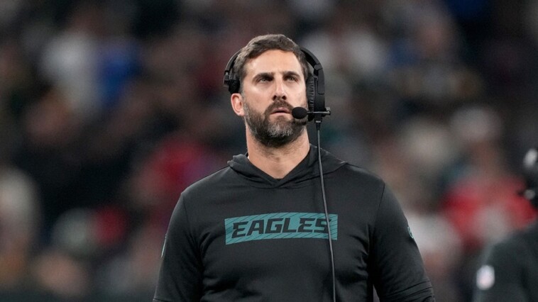 former-eagles-star-chris-long-suggests-nick-sirianni-is-‘under-a-microscope’-due-to-in-game-decisions