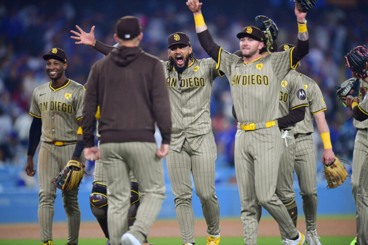 padres-turn-game-ending-triple-play,-clinch-playoff-berth-with-win-over-dodgers