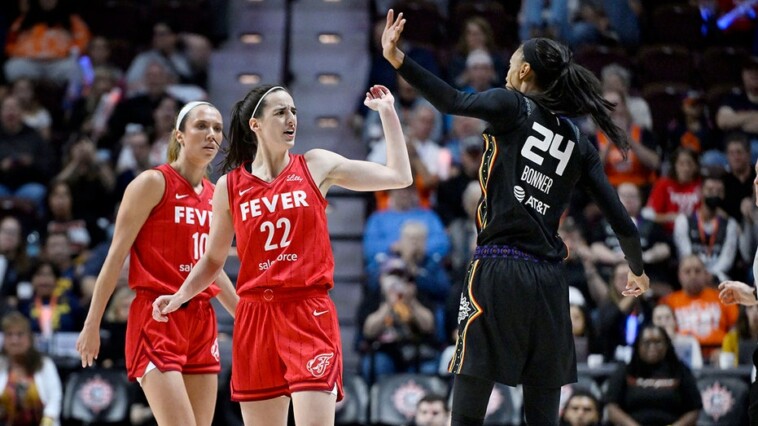 tempers-flare-between-caitlin-clark,-dewanna-bonner-in-intense-game-2-matchup