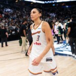 players-hail-‘one-of-the-goats’-as-taurasi-walks-off