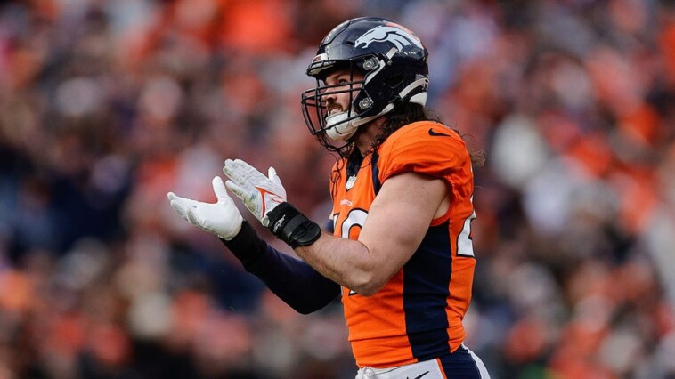 broncos-linebacker-alex-singleton-played-3-full-quarters-of-game-with-torn-acl