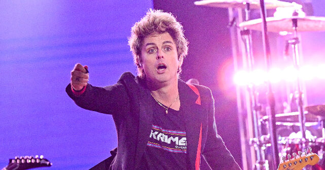 good-riddance:-radio-stations-ban-green-day-after-frontman-billie-joe-armstrong-calls-las-vegas-‘worst-s**thole-in-america’