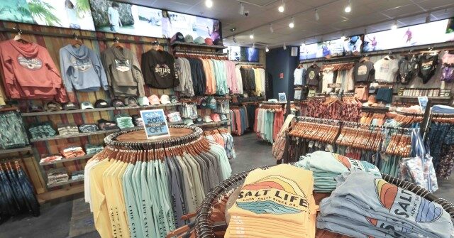 salt-life-apparel-brand-to-close-all-28-retail-locations