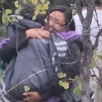 video-captures-emotional-moment-mom-reunites-with-disabled-6-year-old-who-was-missing-for-3-days-in-wilderness