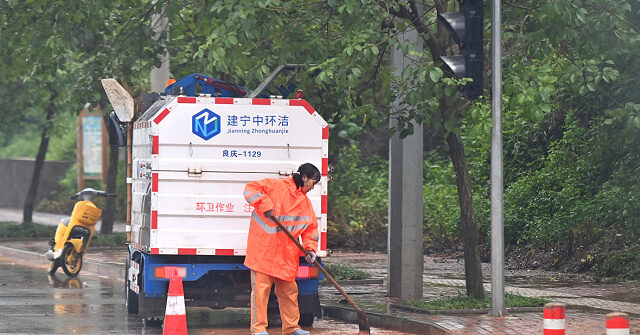 watch:-a-literal-sh*t-storm-rained-down-on-drivers-in-china-from-sewage-explosion