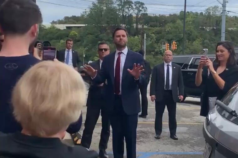 jd-vance-event-at-pa.-restaurant-spirals-into-chaos-after-manager-briefly-turns-away-pol-despite-dozens-of-supporters-waiting-inside